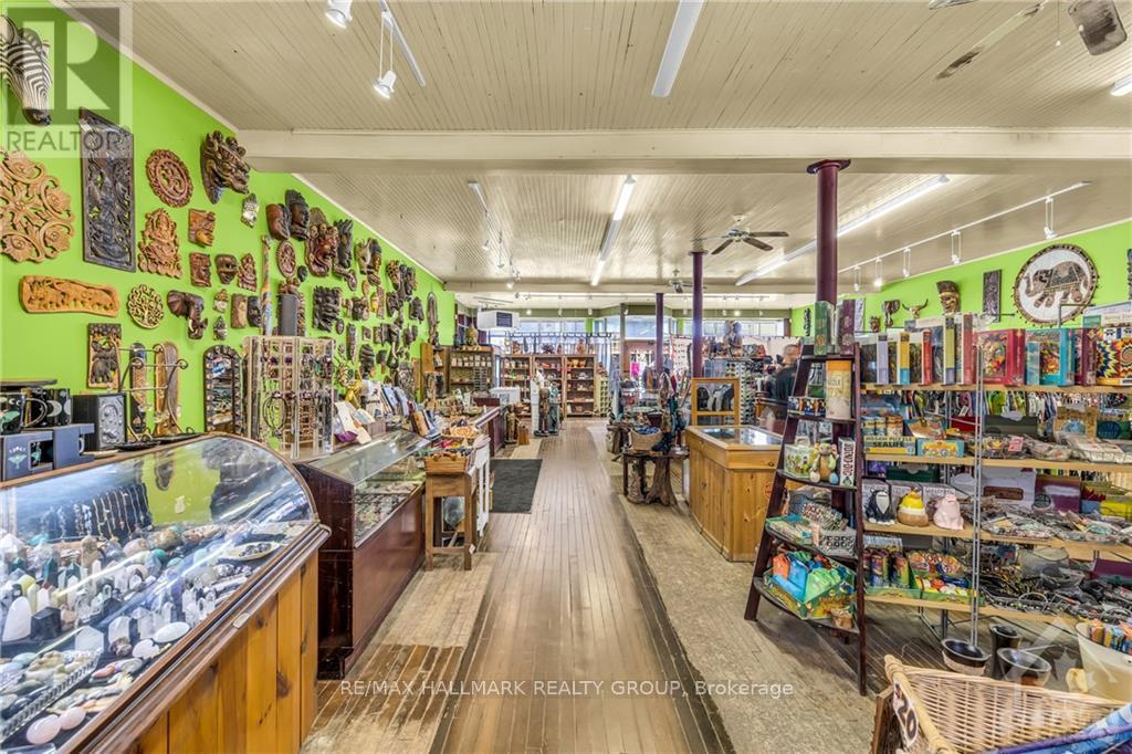 2 Gore Street E, Perth, ON