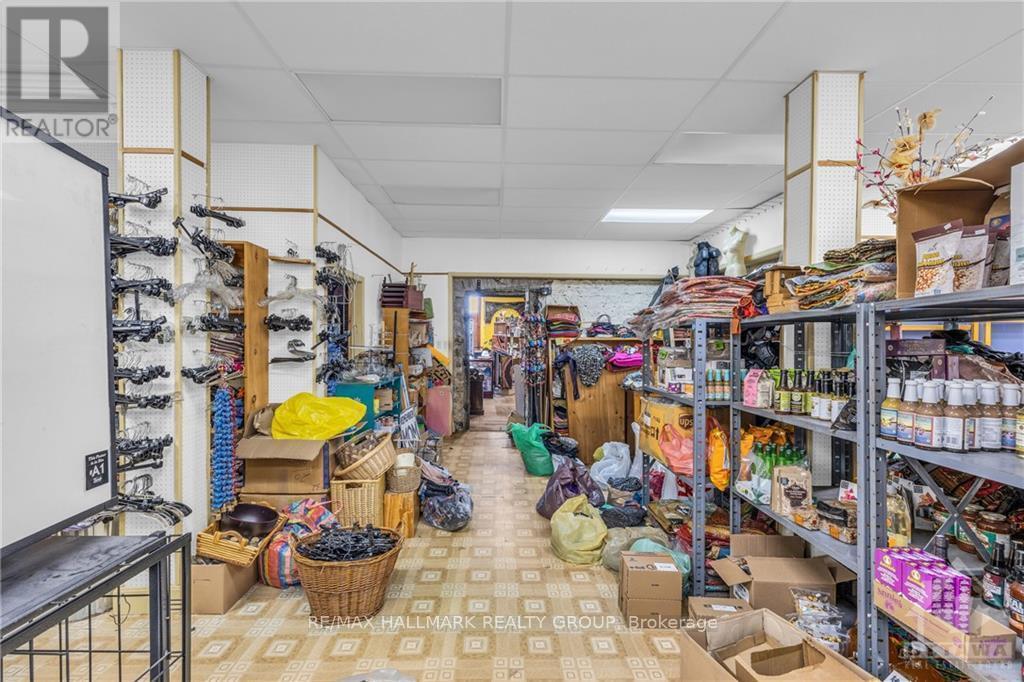 2 Gore Street E, Perth, ON