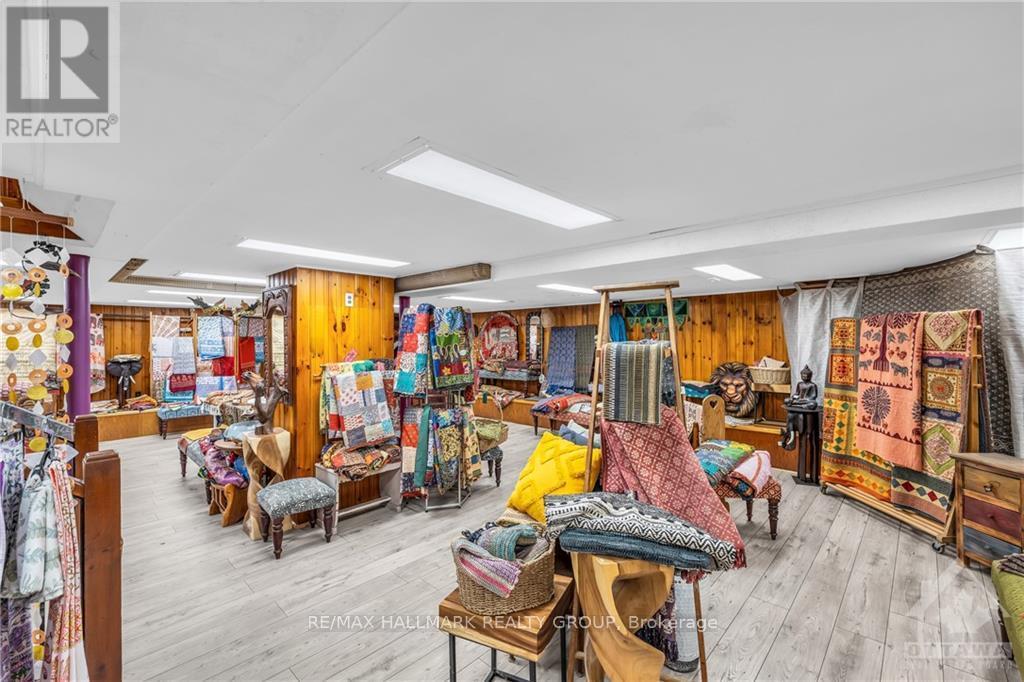 2 Gore Street E, Perth, ON