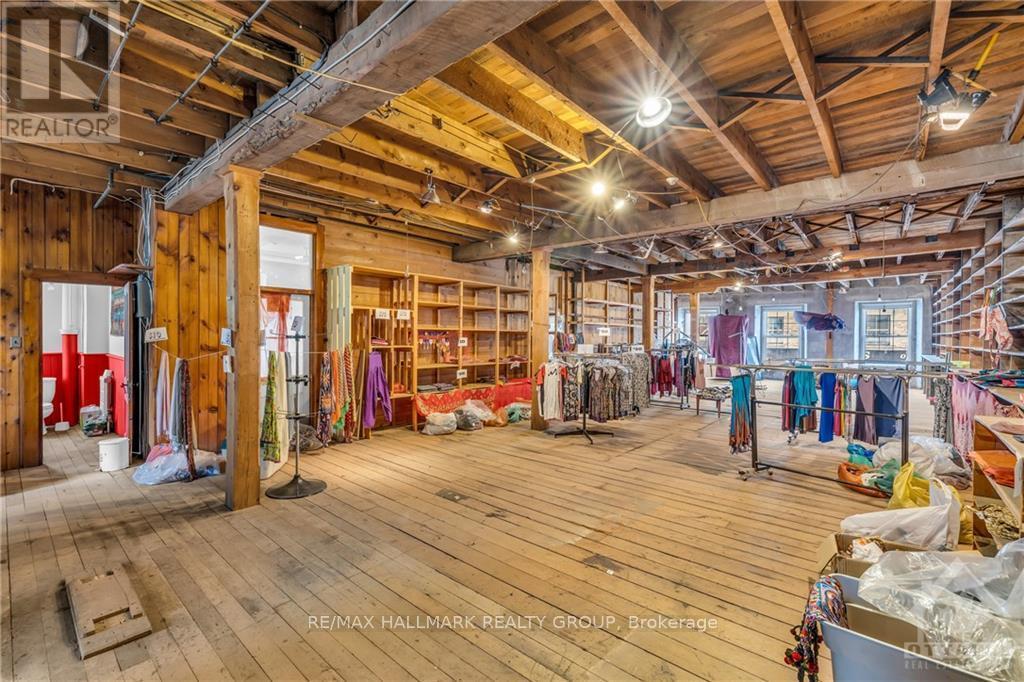 2 Gore Street E, Perth, ON