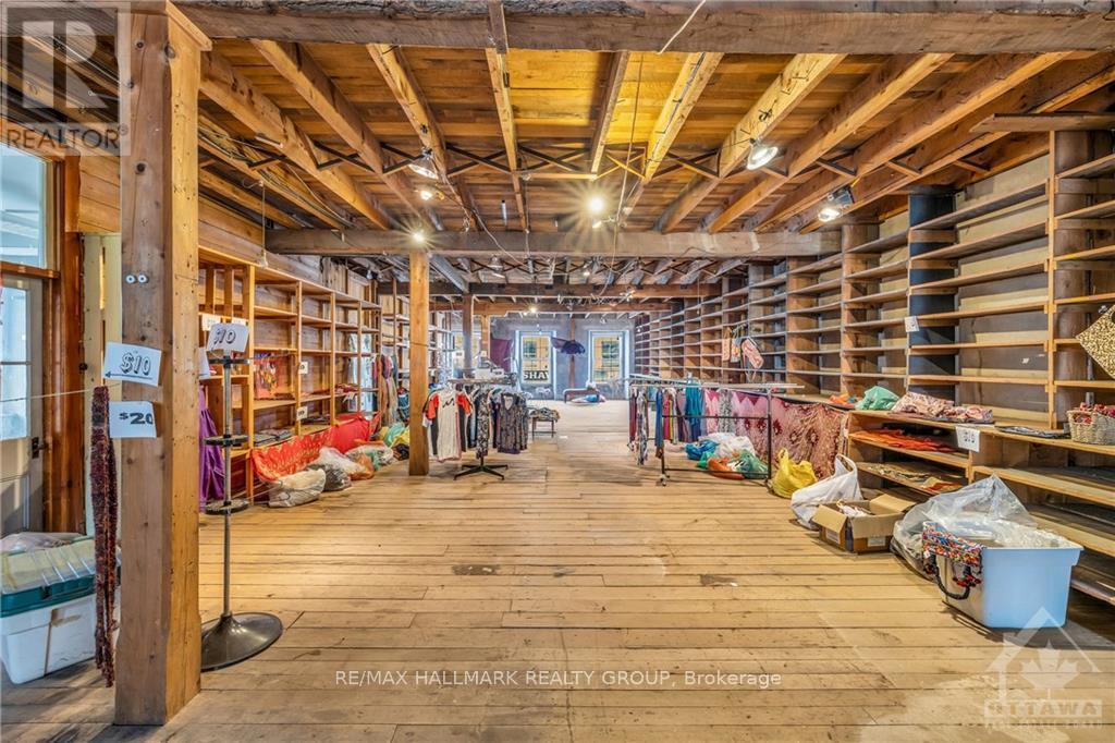 2 Gore Street E, Perth, ON