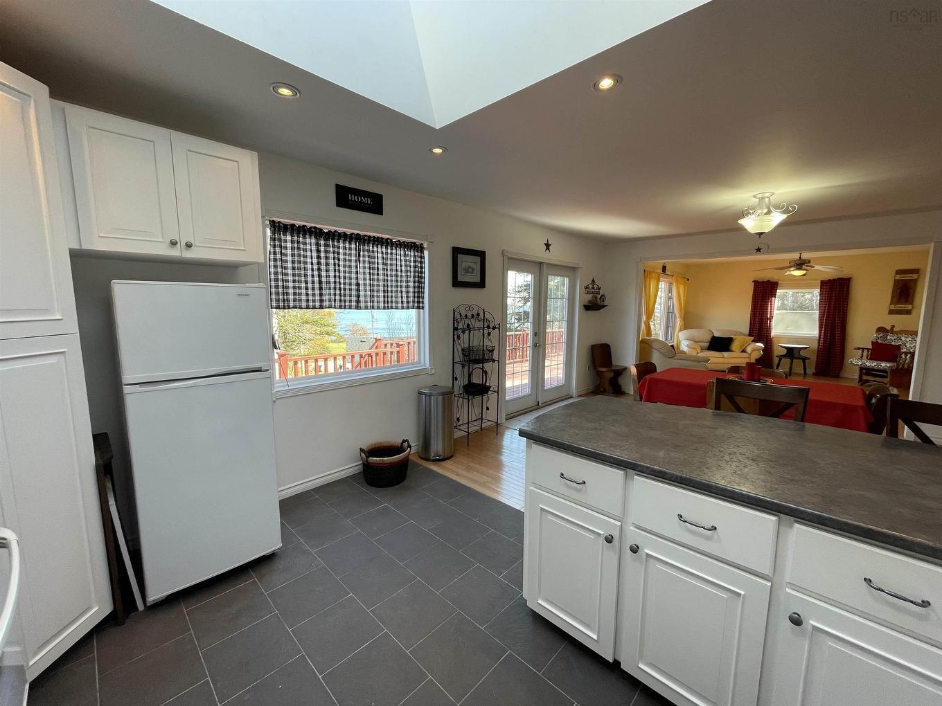 114 Hammond Road, Jordan Bay, NS