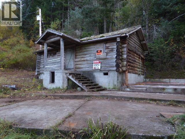 289 Mackenzie 20 Highway, Bella Coola, BC