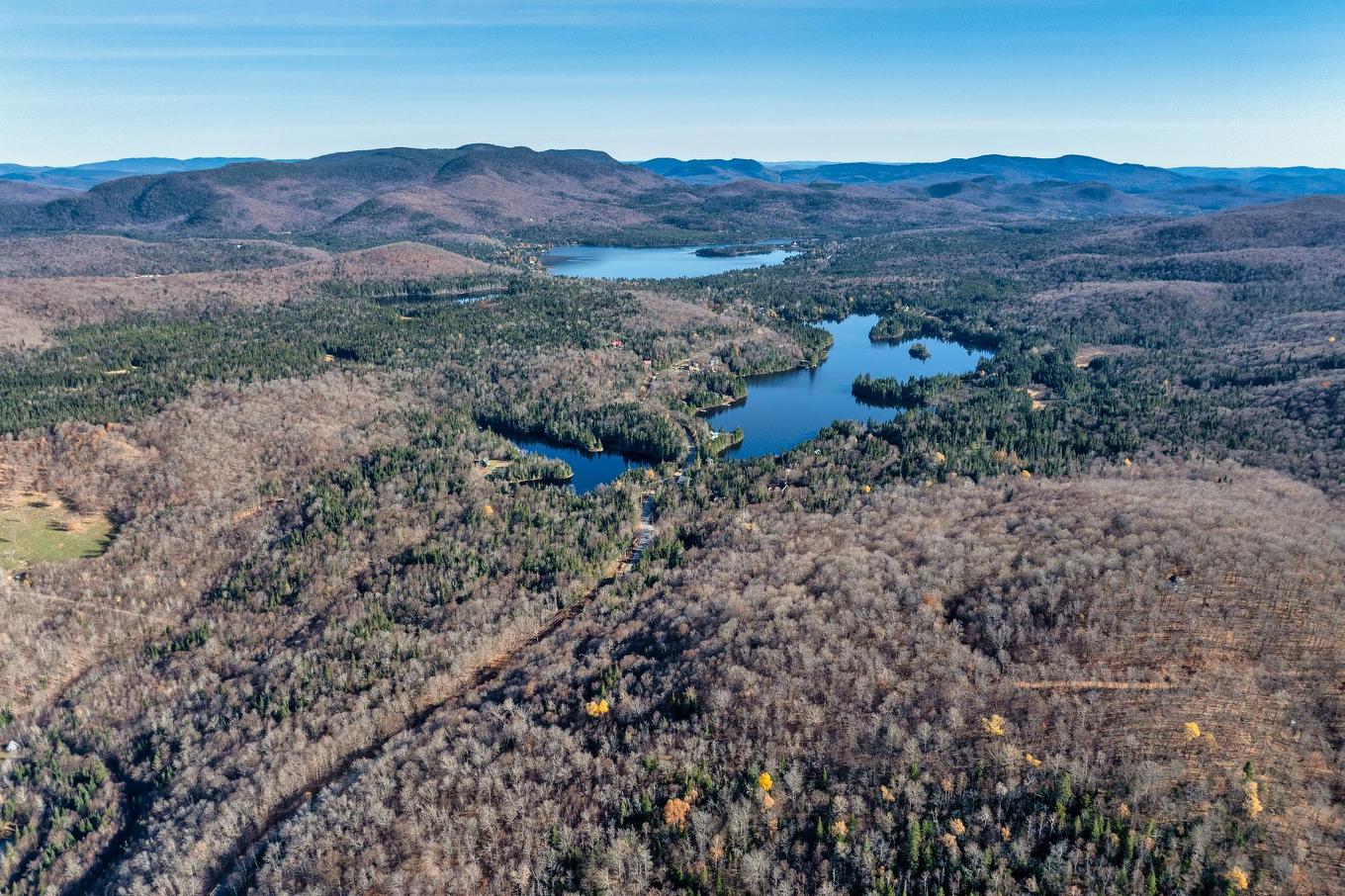 Vue d'ensemble - Ch. Nadeau, Val-Des-Lacs, QC