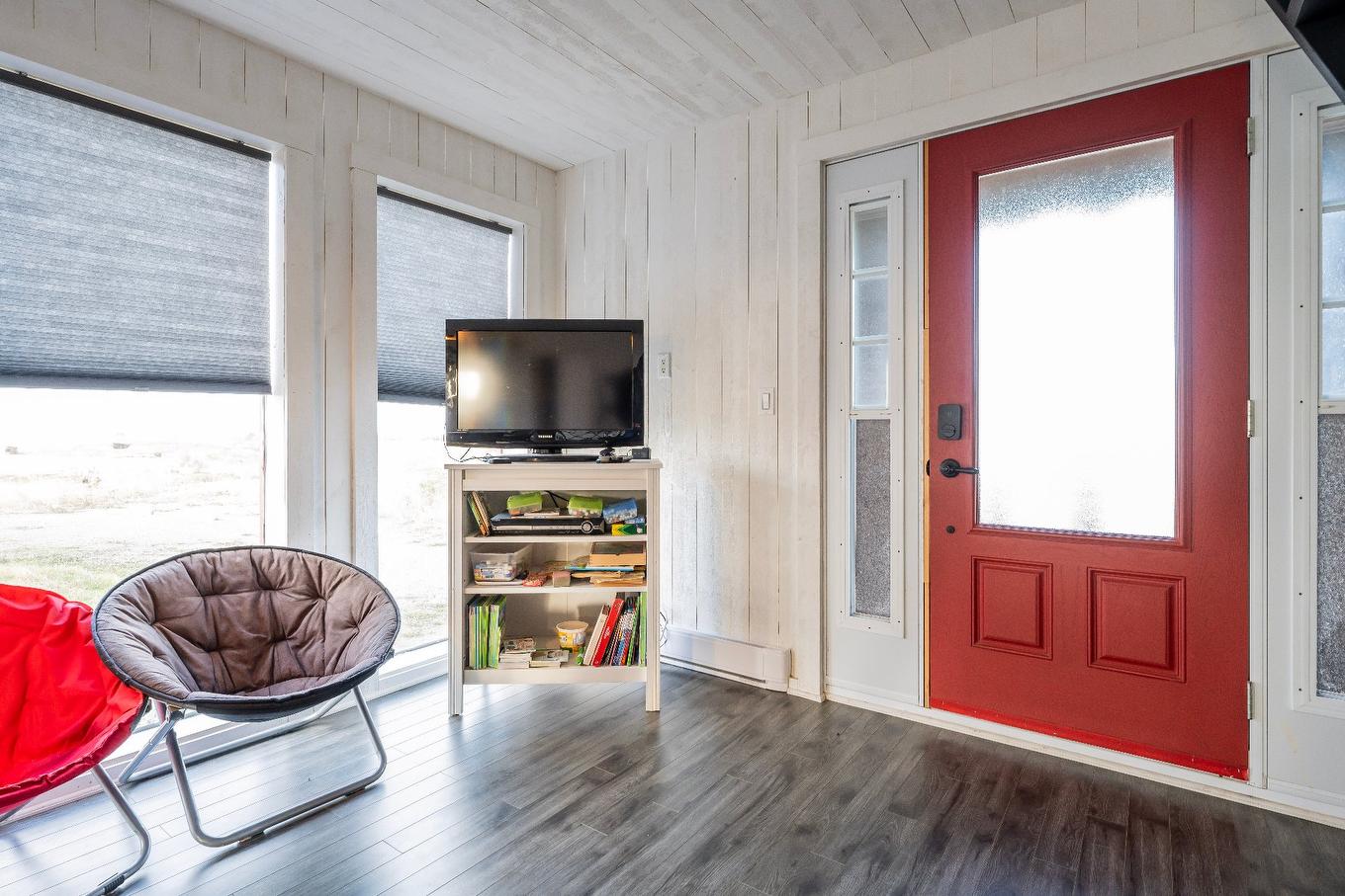 Hall - 2548 Route 199, Les Îles-De-La-Madeleine, QC - Indoor