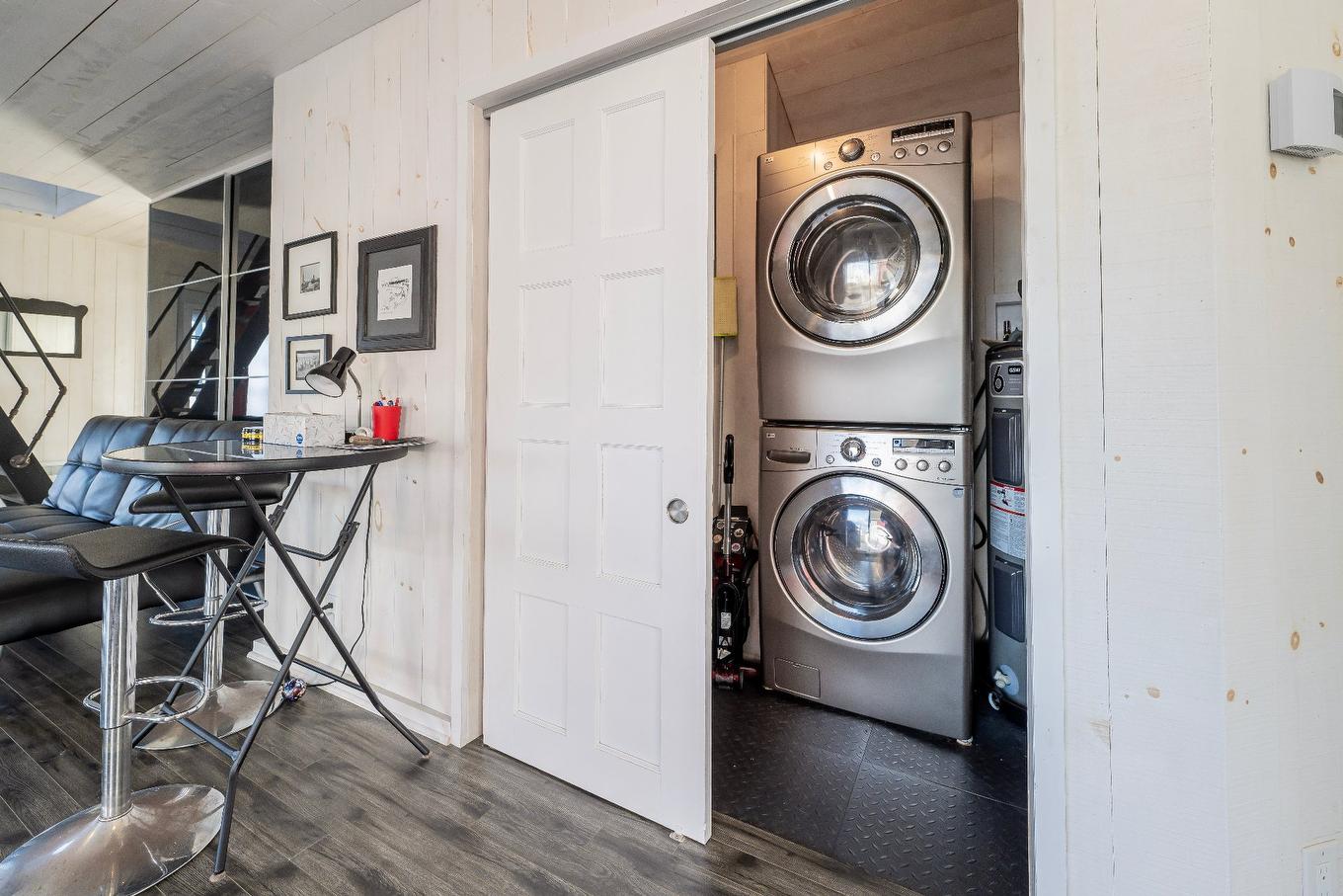 Laundry room - 2548 Route 199, Les Îles-De-La-Madeleine, QC - Indoor Photo Showing Laundry Room