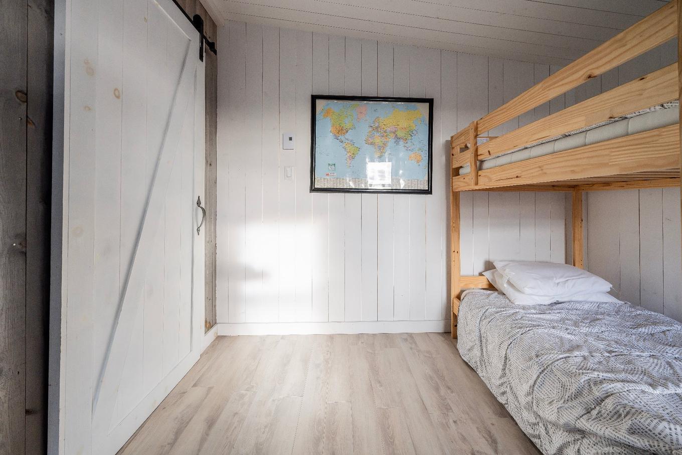 Bedroom - 2548 Route 199, Les Îles-De-La-Madeleine, QC - Indoor Photo Showing Bedroom