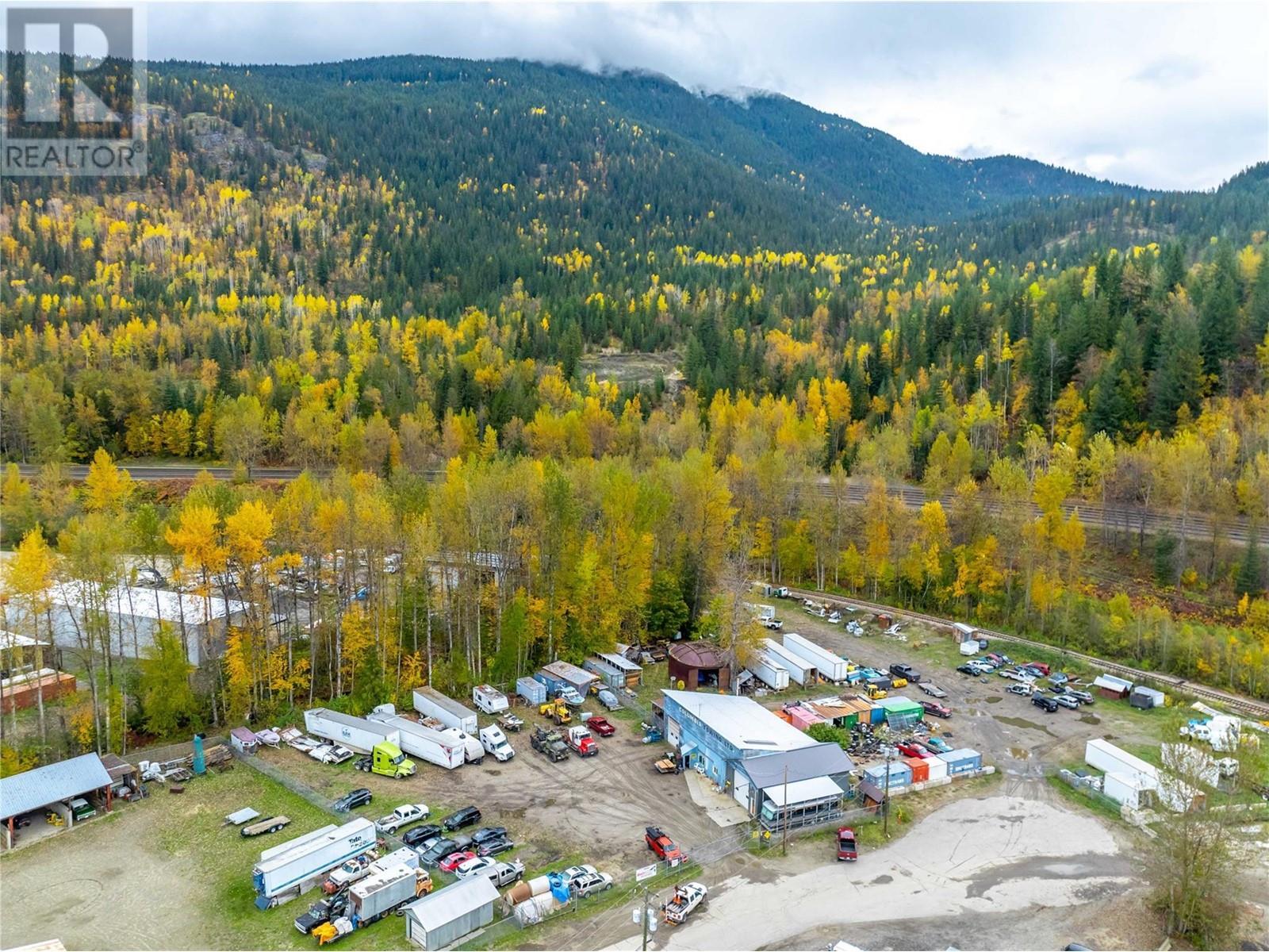 96 Macpherson Street, Revelstoke, BC