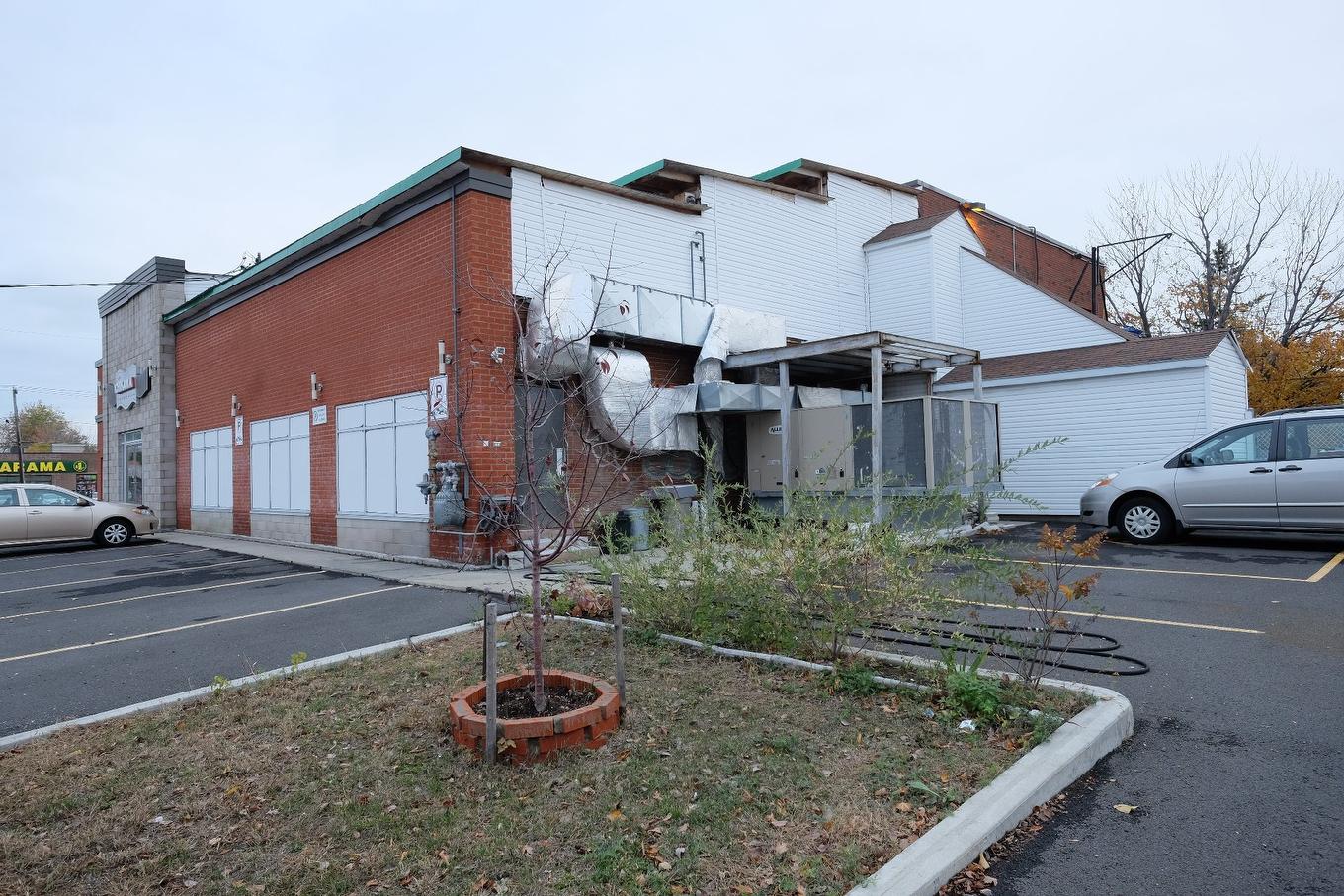 Back facade - 5558 - 5564 Grande Allée, Longueuil (Saint-Hubert), QC - Outdoor