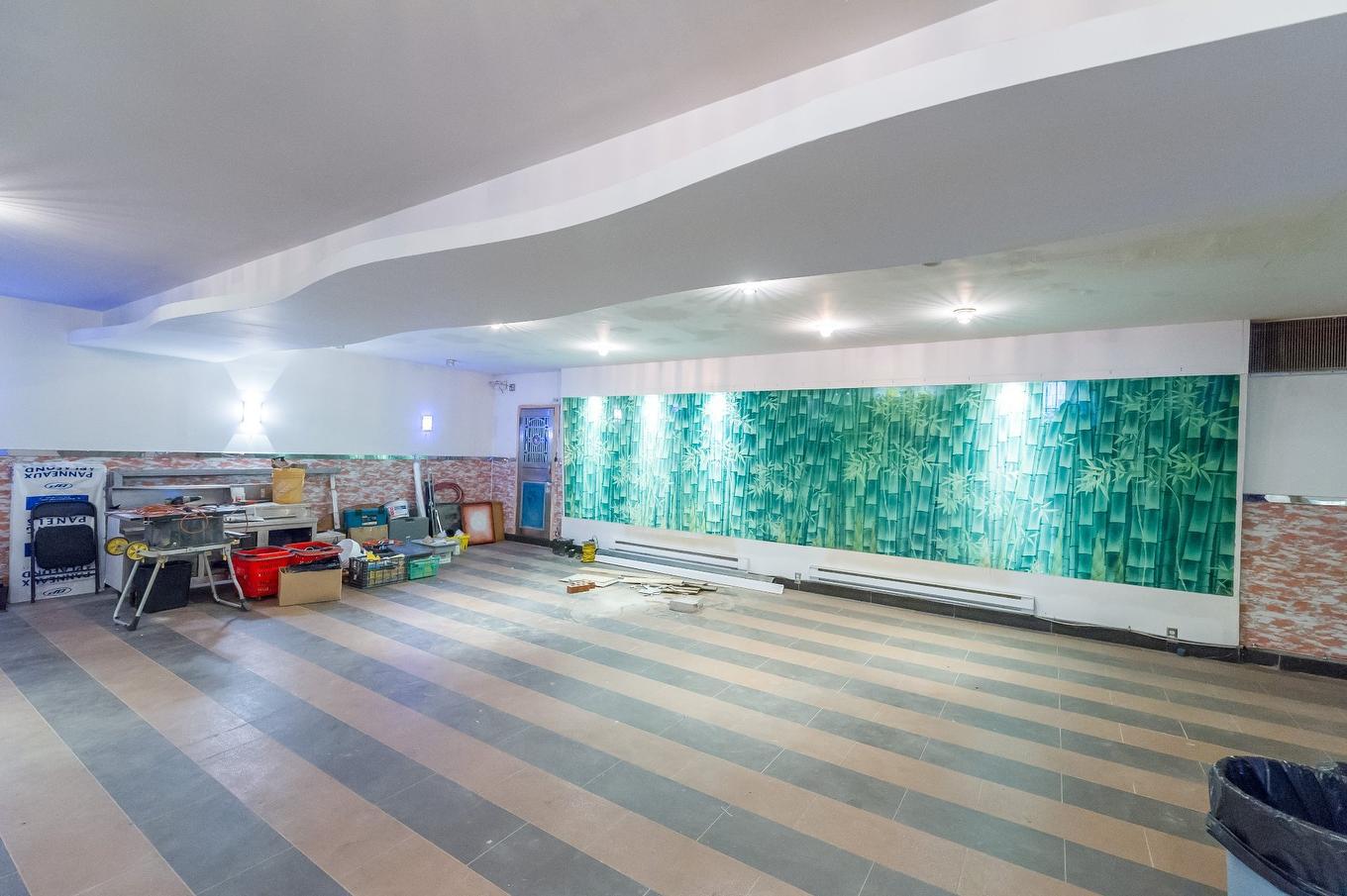 Restaurant - 5558 - 5564 Grande Allée, Longueuil (Saint-Hubert), QC - Indoor Photo Showing Other Room