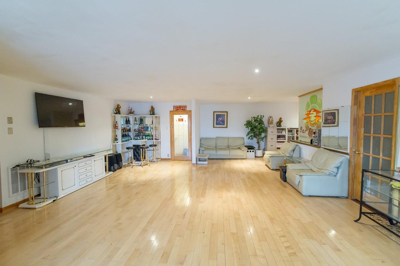 Family room - 5558 - 5564 Grande Allée, Longueuil (Saint-Hubert), QC - Indoor Photo Showing Living Room