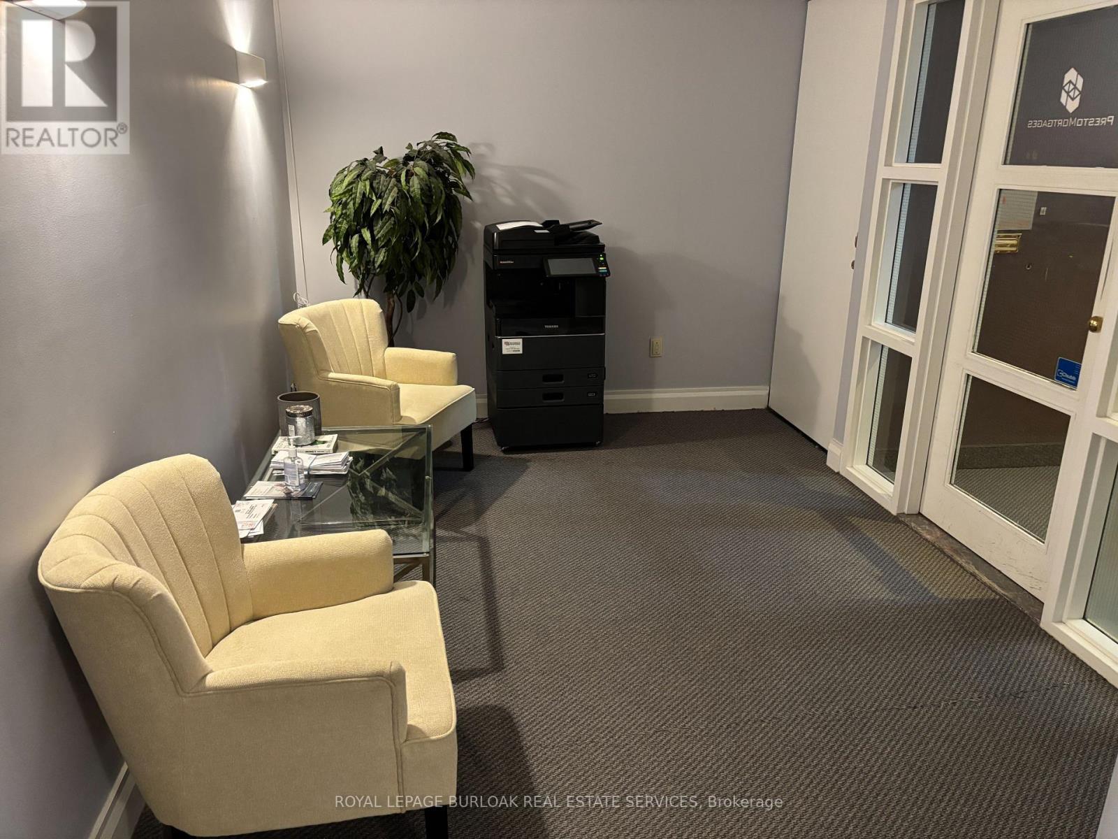 100 - 34 Village Centre Place, Mississauga, ON