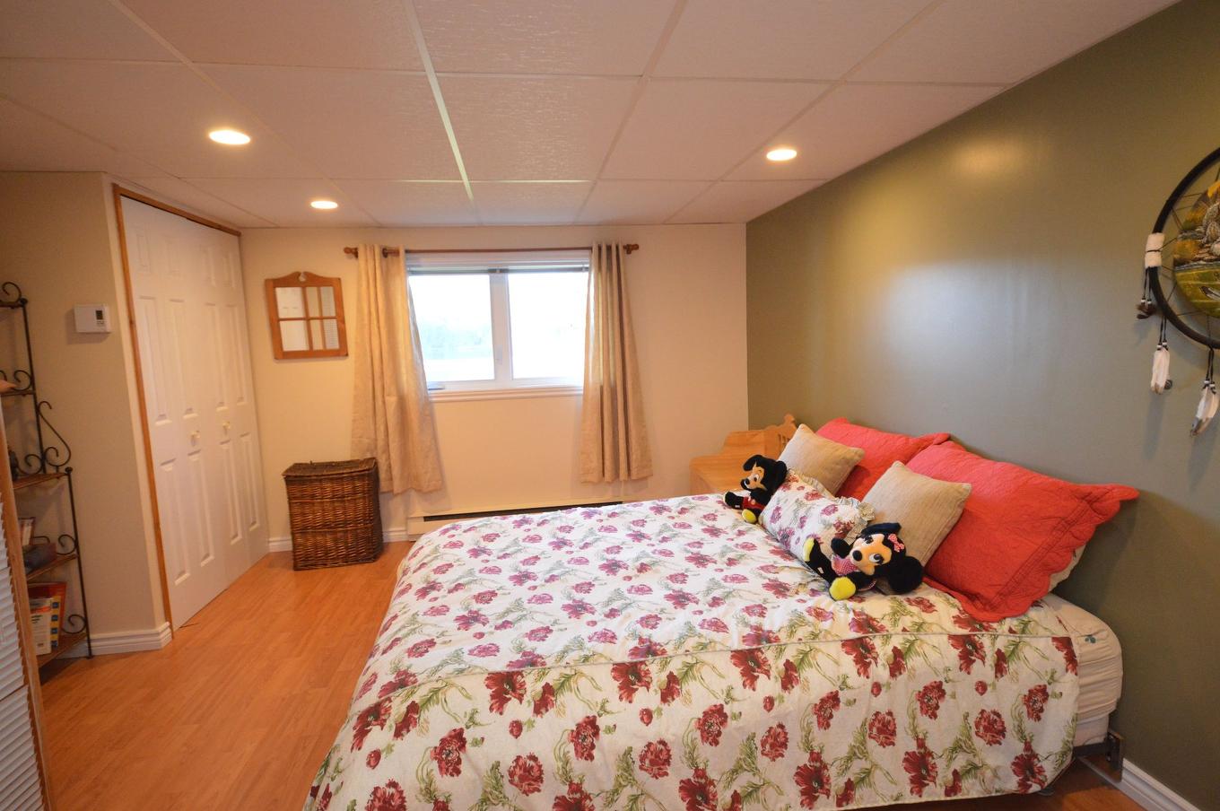 Bedroom - 9990 Ch. Du Lac-Labelle, Labelle, QC - Indoor Photo Showing Bedroom