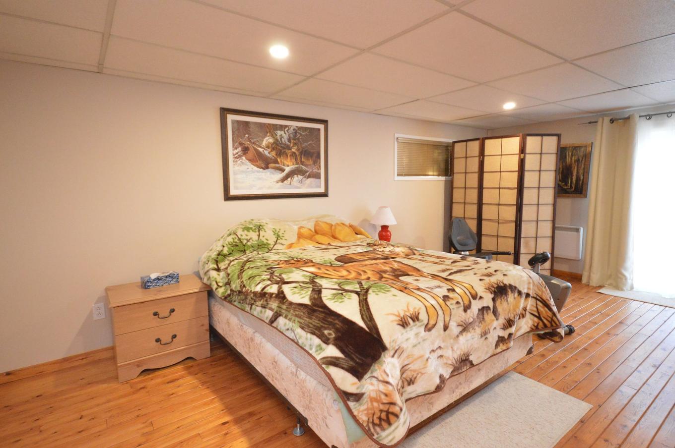 Bedroom - 9990 Ch. Du Lac-Labelle, Labelle, QC - Indoor Photo Showing Bedroom