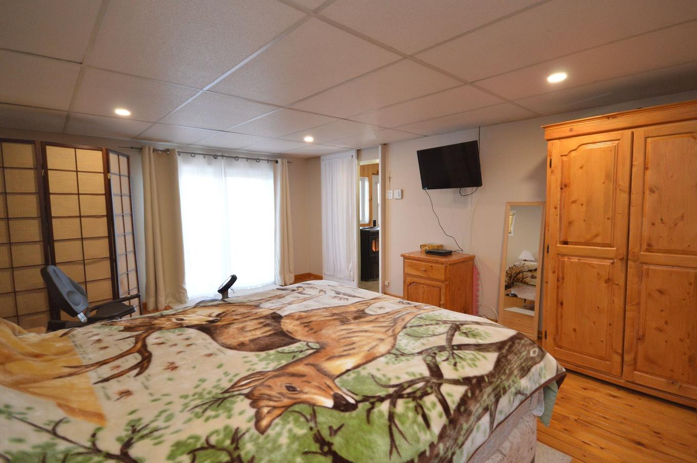 Bedroom - 9990 Ch. Du Lac-Labelle, Labelle, QC - Indoor Photo Showing Bedroom