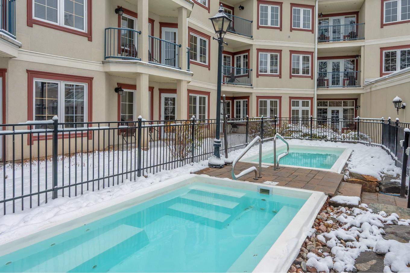 Pool - 341-170 Ch. Du Curé-Deslauriers, Mont-Tremblant, QC - Outdoor With In Ground Pool With Balcony