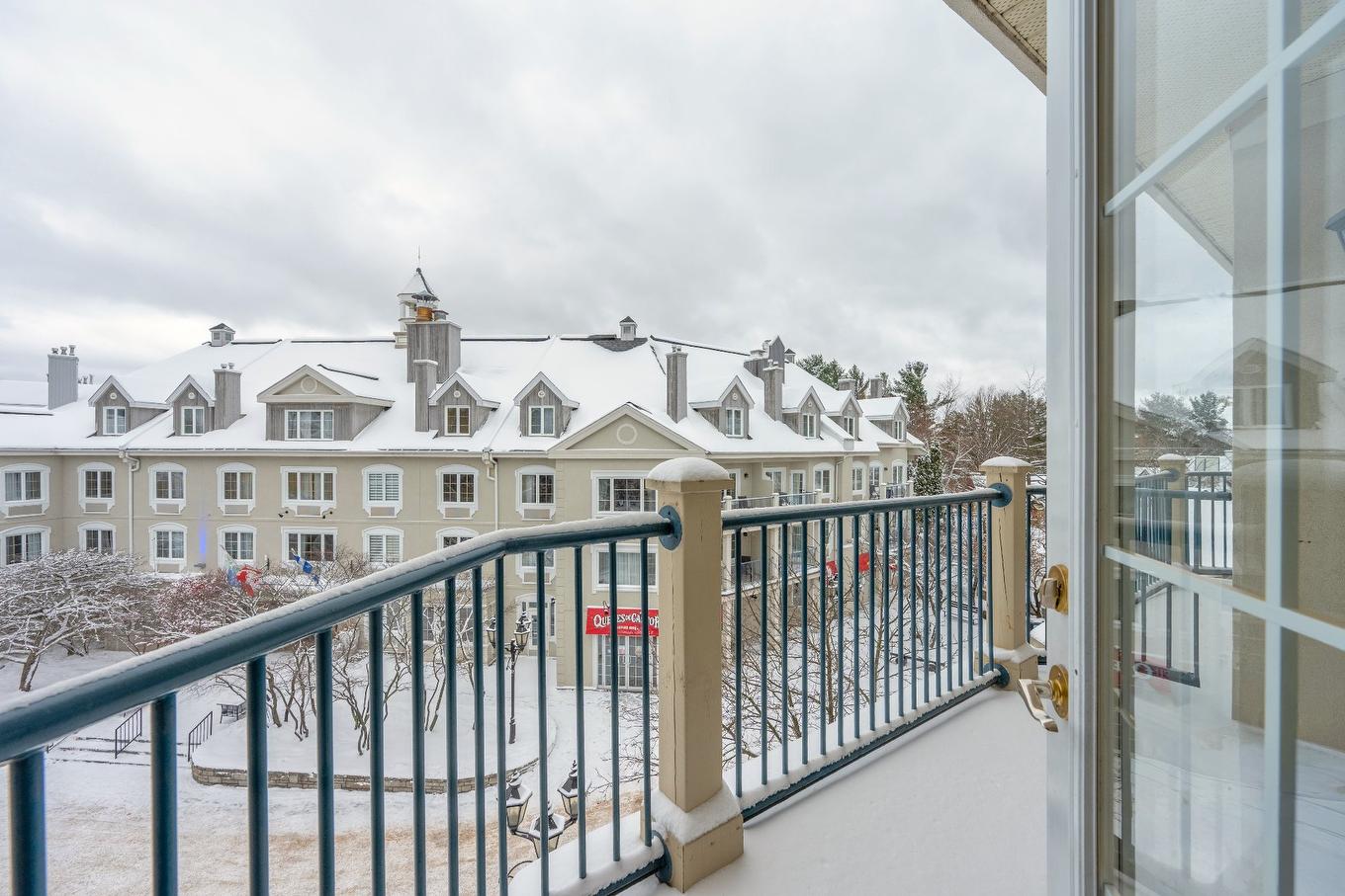 Balcony - 341-170 Ch. Du Curé-Deslauriers, Mont-Tremblant, QC - Outdoor With Balcony With Exterior