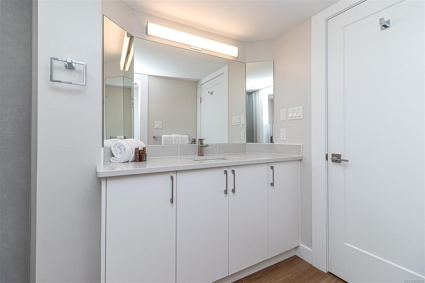 714-1600 Stroulger Rd, Nanoose Bay, BC - Indoor Photo Showing Bathroom