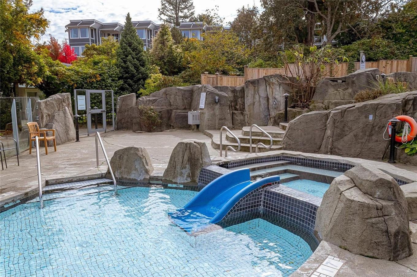 714-1600 Stroulger Rd, Nanoose Bay, BC - Outdoor