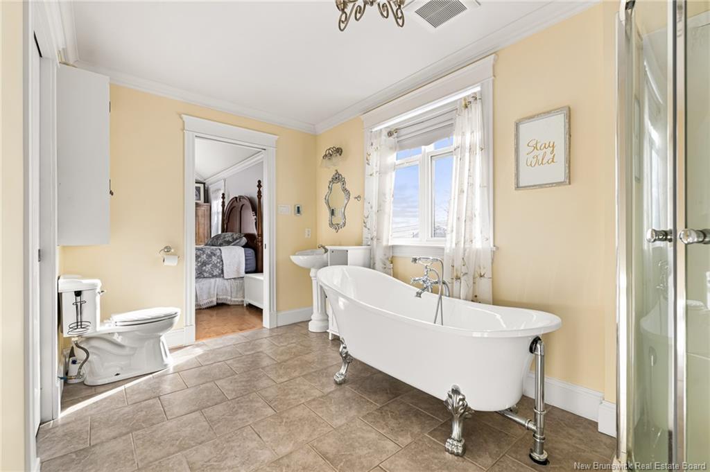 129 Ammon Rd, Ammon, NB - Indoor