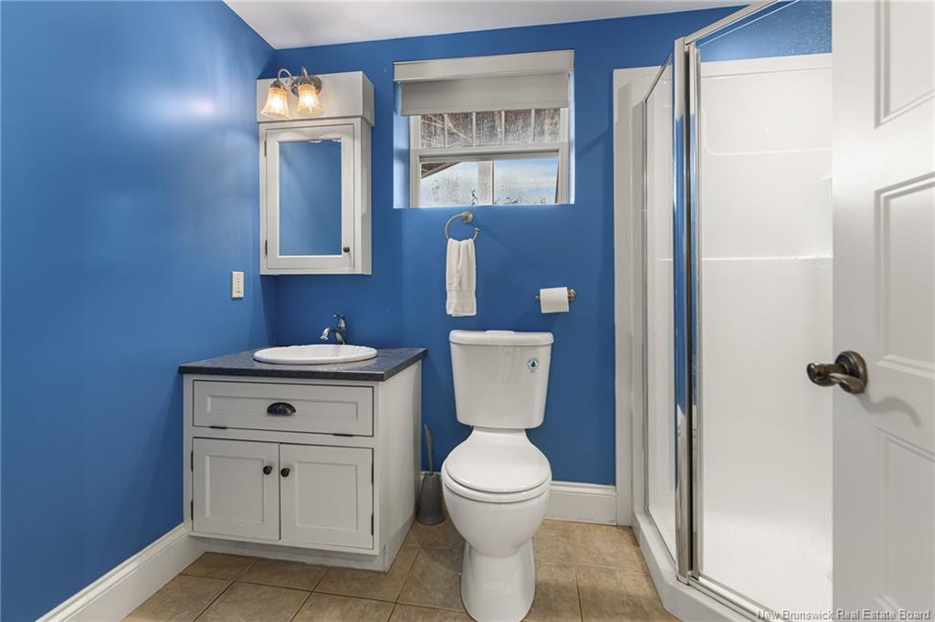 129 Ammon Rd, Ammon, NB - Indoor Photo Showing Bathroom
