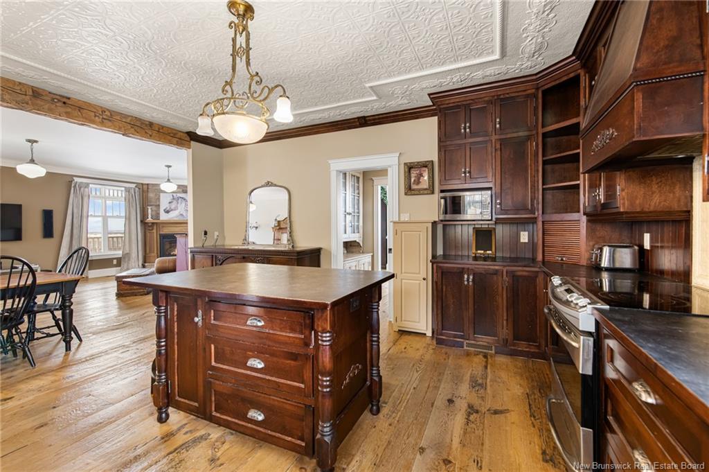 129 Ammon Rd, Ammon, NB - Indoor
