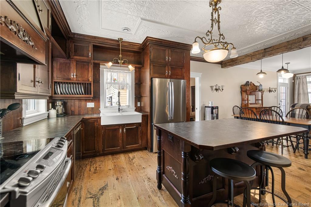 129 Ammon Rd, Ammon, NB - Indoor