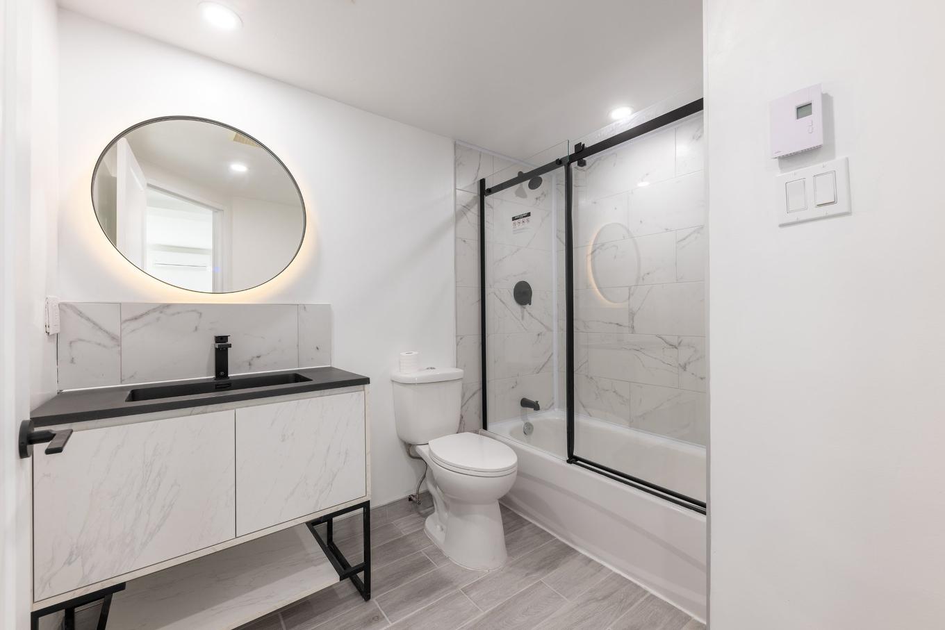 Salle de bains - 4-1319 Rue Joseph-Janot, Montréal (Rivière-Des-Prairies/Pointe-Aux-Trembles), QC - Indoor Photo Showing Bathroom