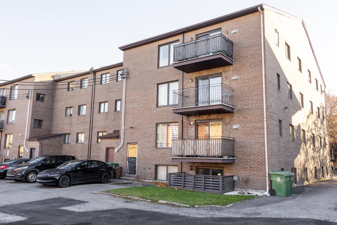 Face arrière - 4-1319 Rue Joseph-Janot, Montréal (Rivière-Des-Prairies/Pointe-Aux-Trembles), QC - Outdoor