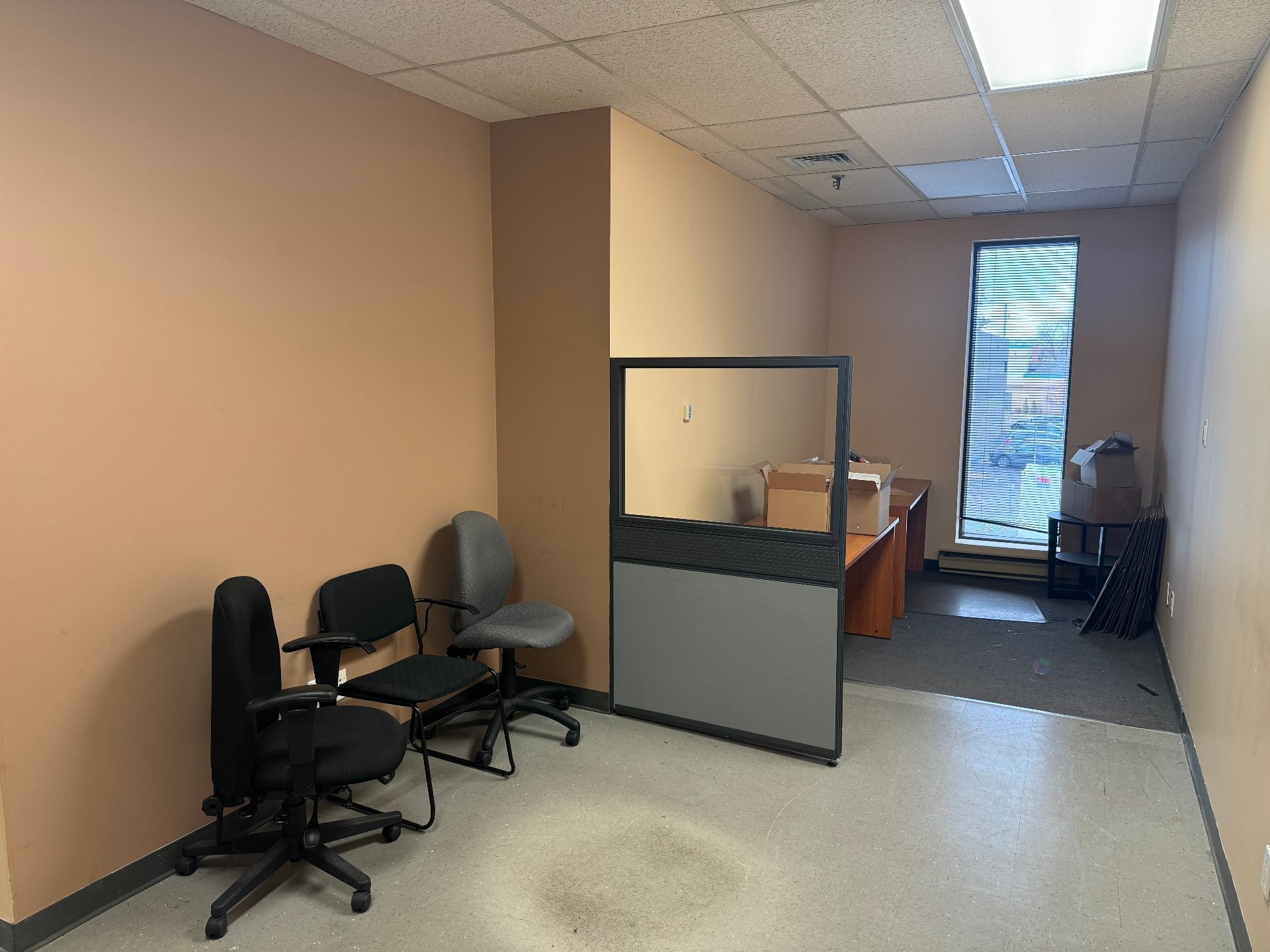 Reception - 204-10 Boul. Churchill, Longueuil (Greenfield Park), QC - Indoor