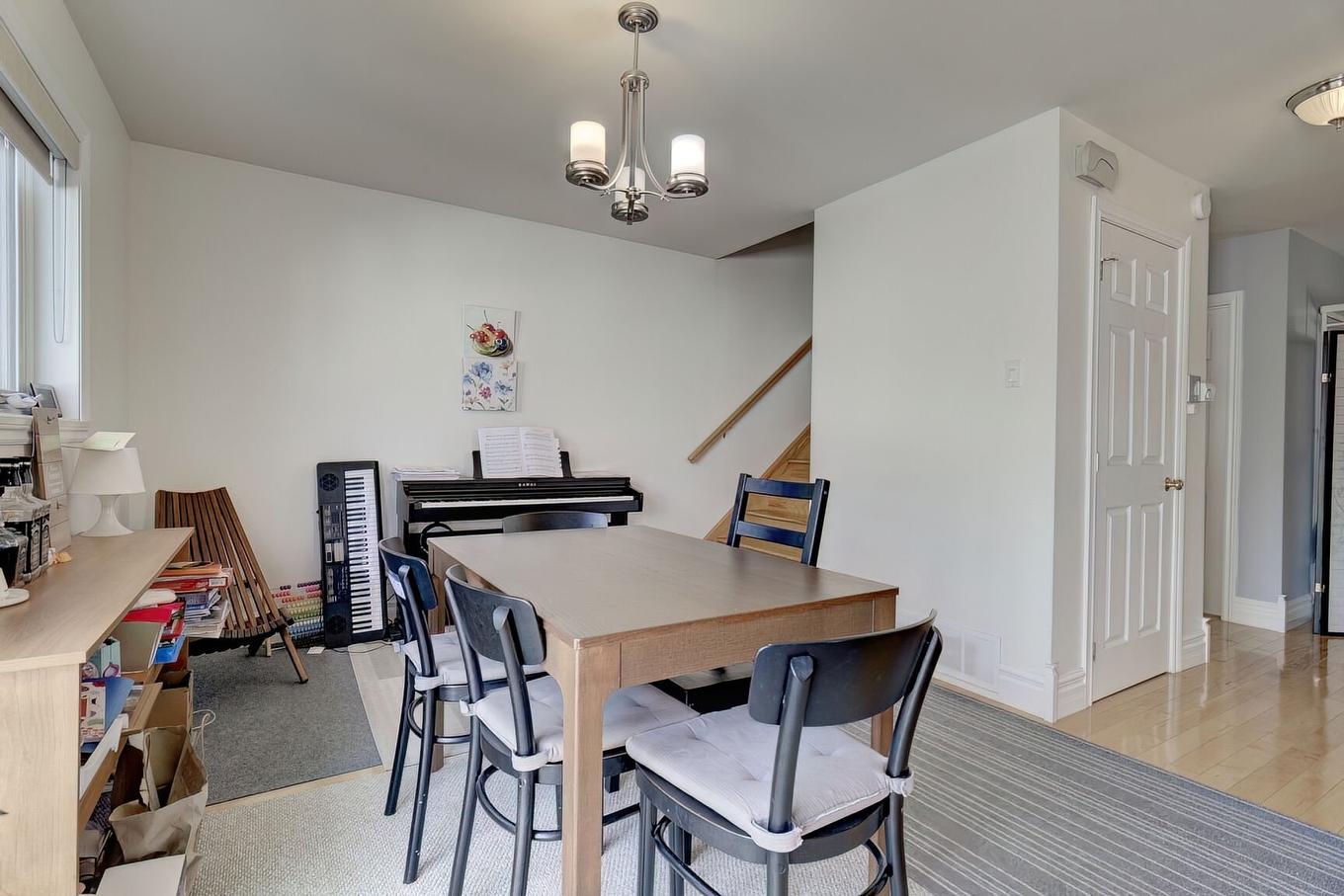 Dining room - 1479 Rue Albert, Longueuil (Saint-Hubert), QC - Indoor