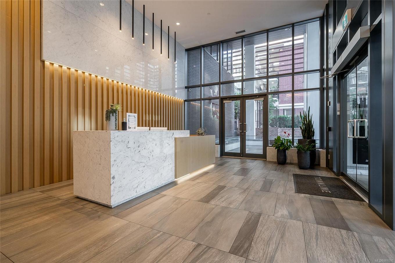 2303-777 Herald St, Victoria, BC - Indoor Photo Showing Other Room