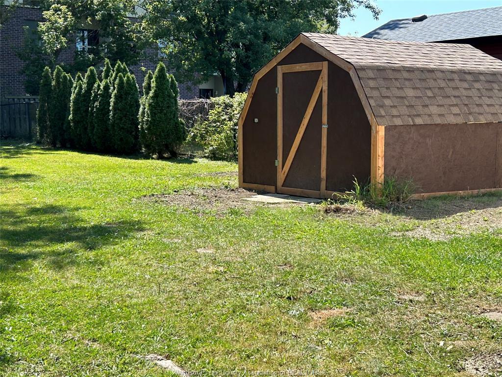 1 Parkside Drive, Mcgregor, ON