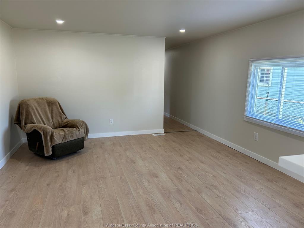 1 Parkside Drive, Mcgregor, ON