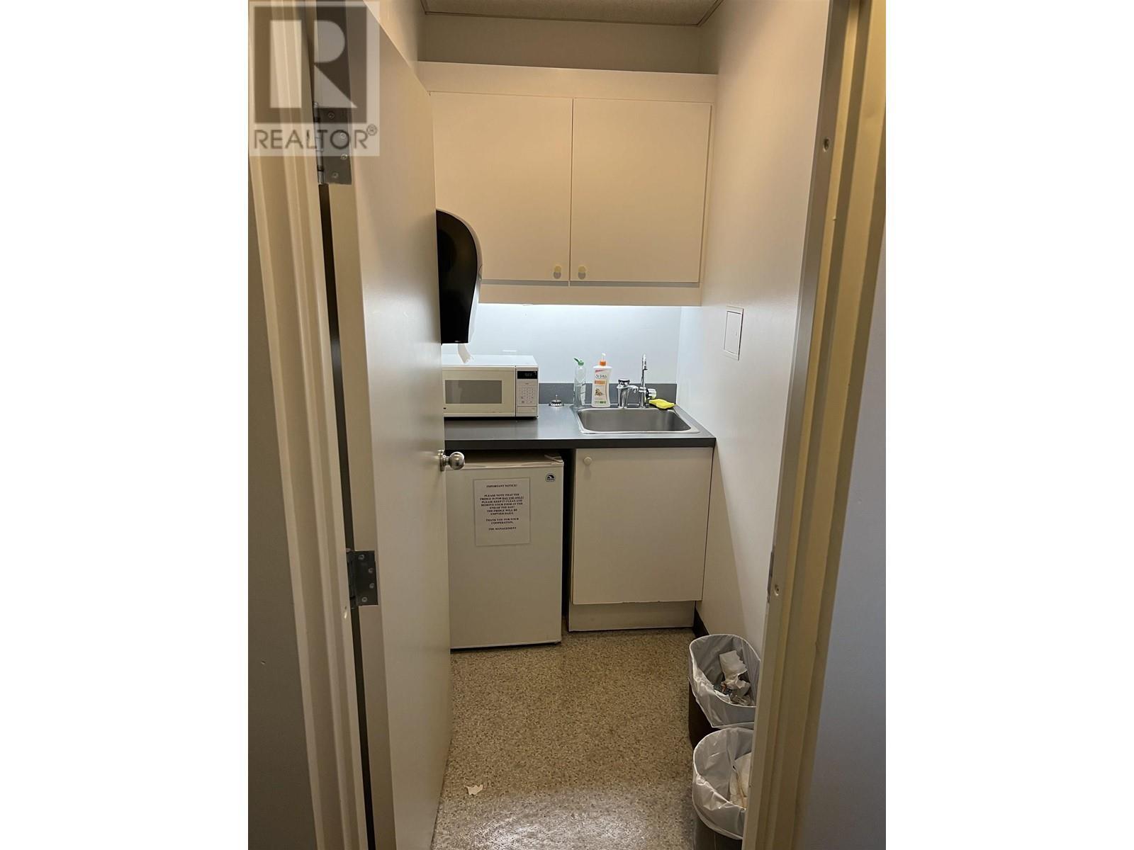 406 938 Howe Street, Vancouver, BC