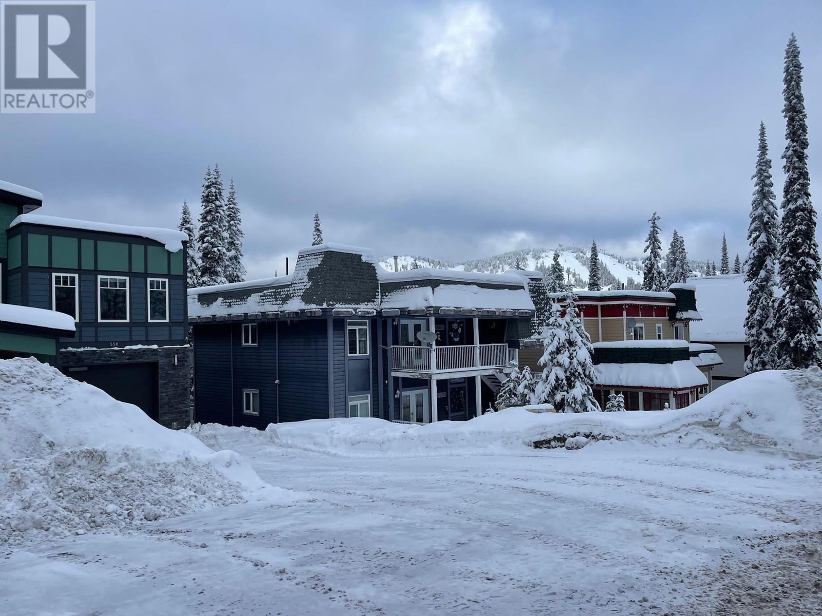 555 Monashee Road, Silver Star, BC