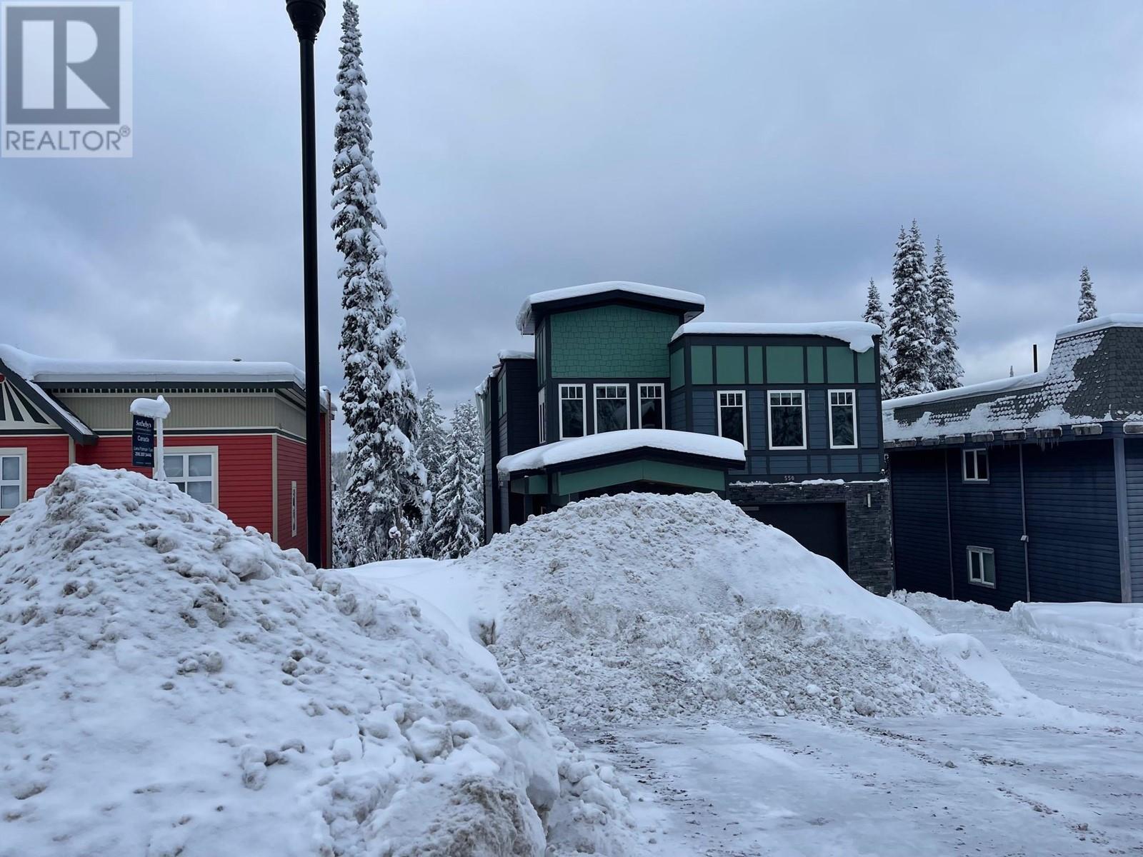 555 Monashee Road, Silver Star, BC