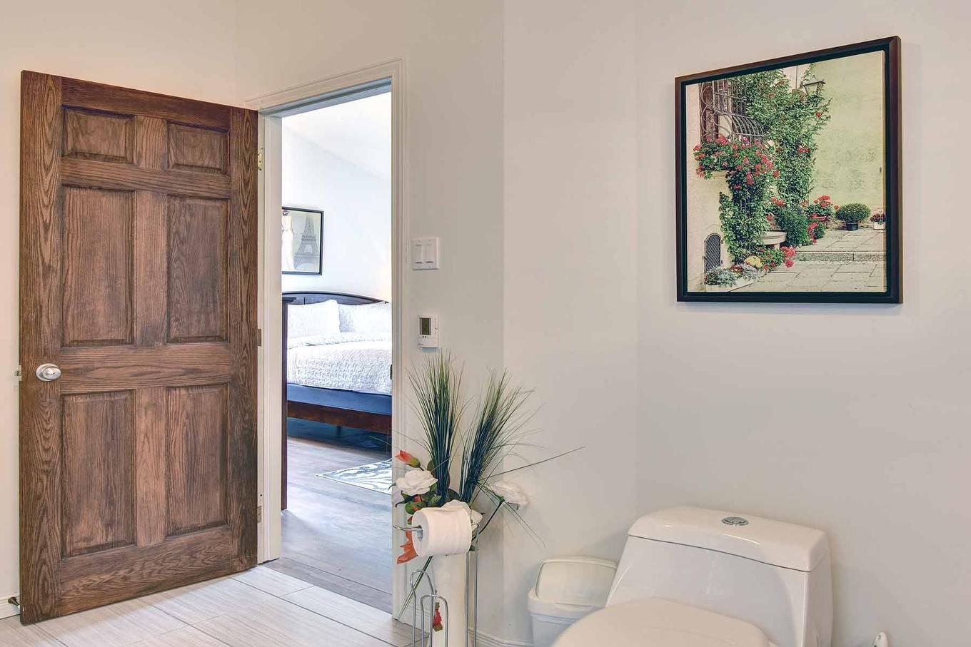 Ensuite bathroom - 133 Rue St-Jean, Mont-Tremblant, QC - Indoor Photo Showing Bathroom