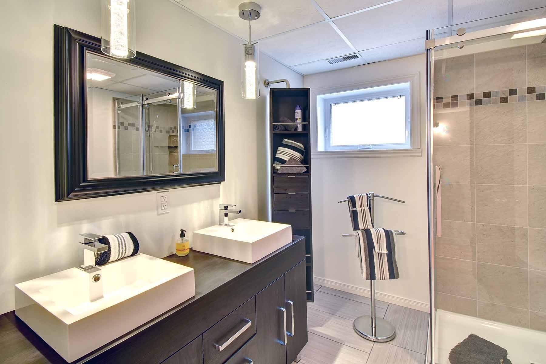Salle de bains - 133 Rue St-Jean, Mont-Tremblant, QC - Indoor Photo Showing Bathroom
