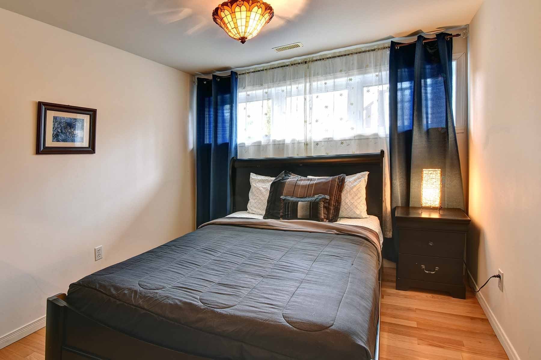 Chambre à coucher - 133 Rue St-Jean, Mont-Tremblant, QC - Indoor Photo Showing Bedroom