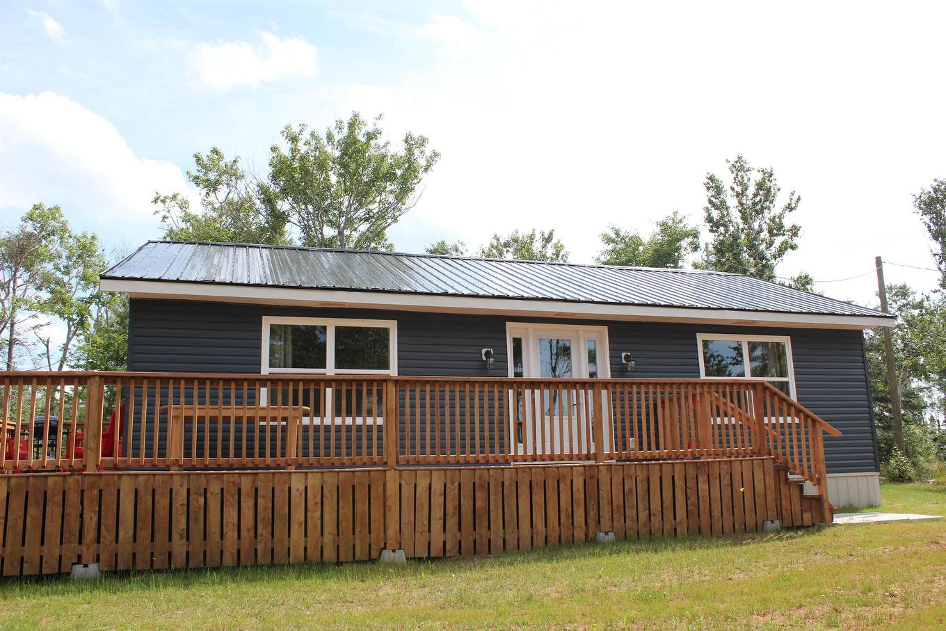 212 Seawood Estates Drive, Stanley, PE