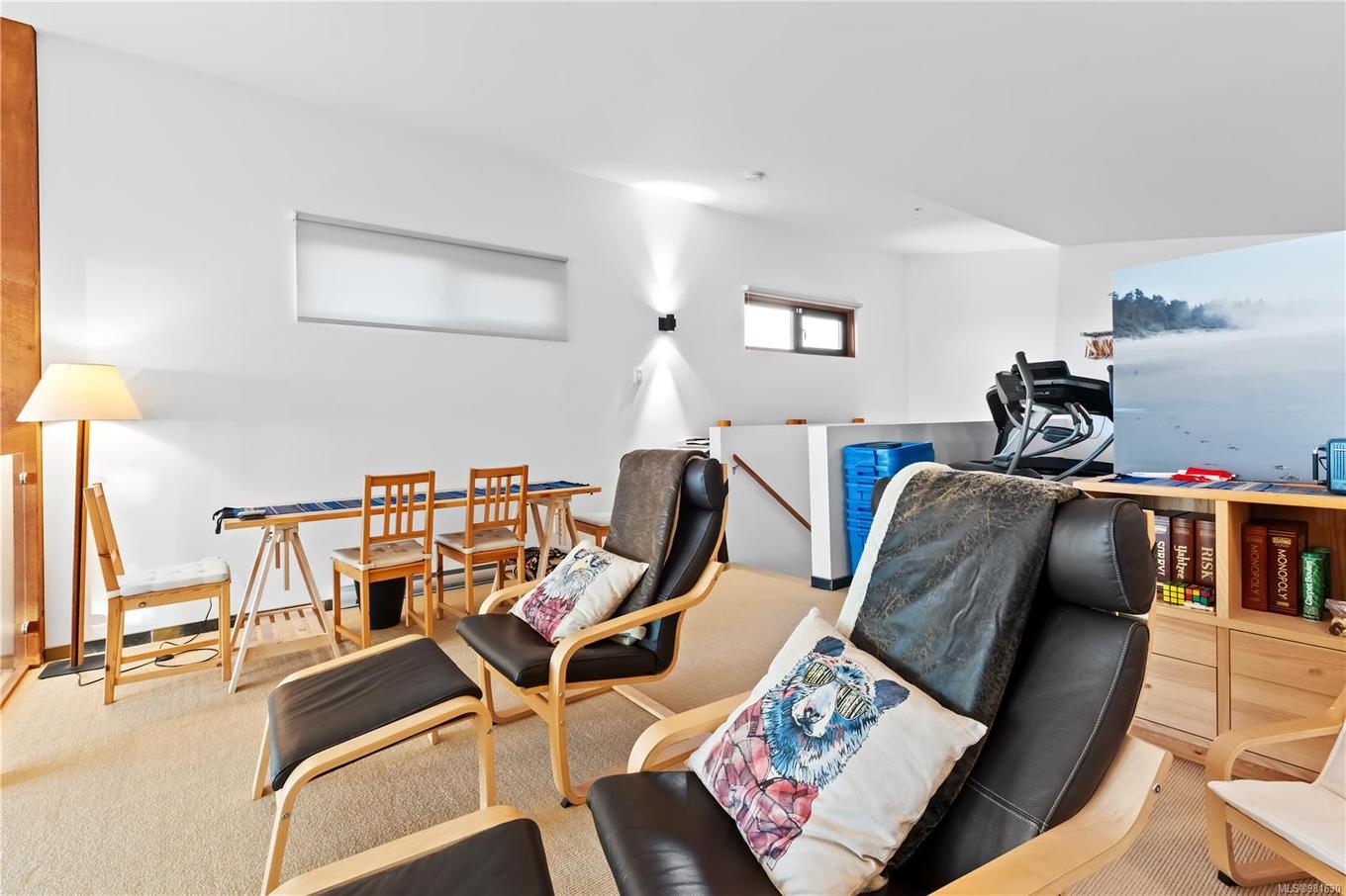 212-515 Marine Dr, Ucluelet, BC - Indoor