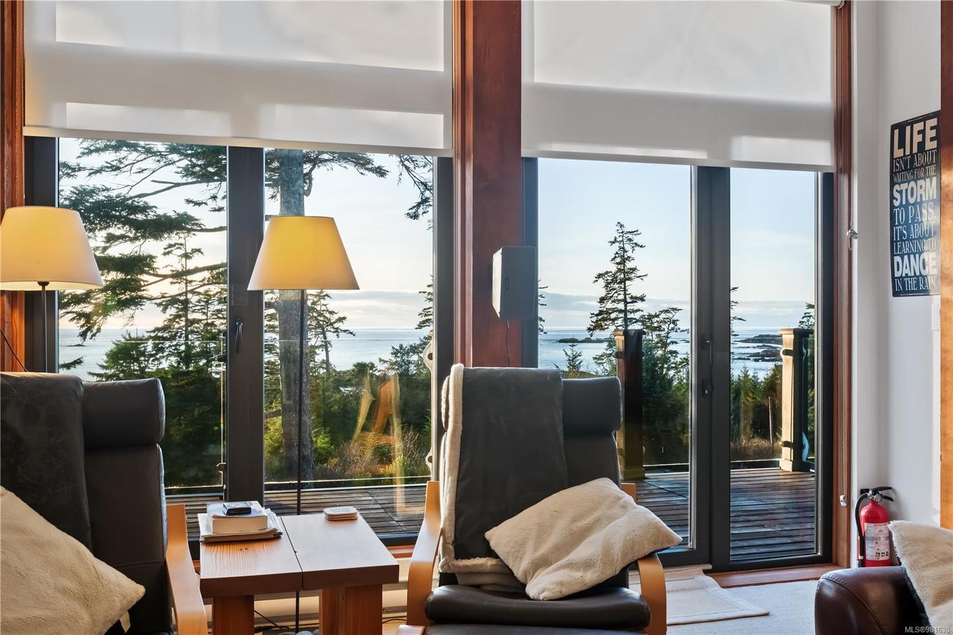 212-515 Marine Dr, Ucluelet, BC - Indoor