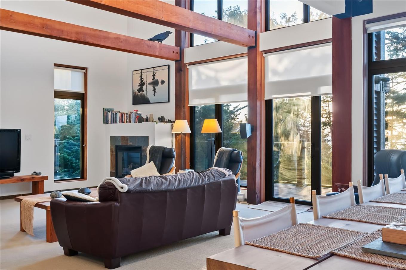 212-515 Marine Dr, Ucluelet, BC - Indoor Photo Showing Other Room With Fireplace