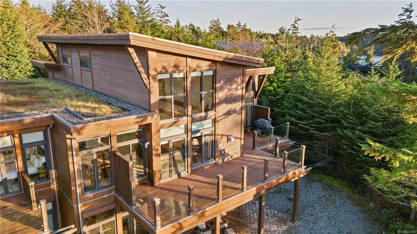 212-515 Marine Dr, Ucluelet, BC - Outdoor With Deck Patio Veranda With Exterior