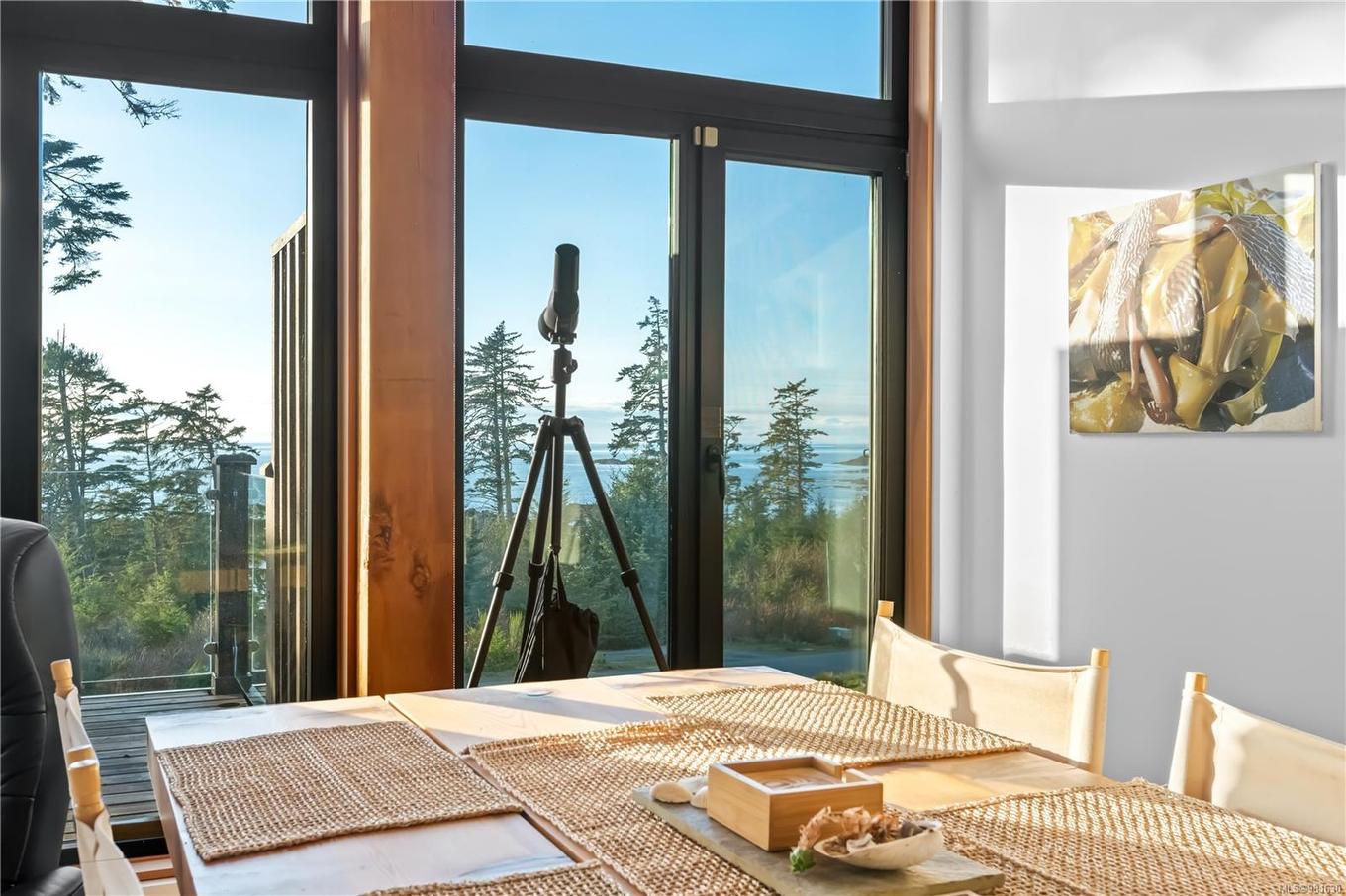 212-515 Marine Dr, Ucluelet, BC - Indoor