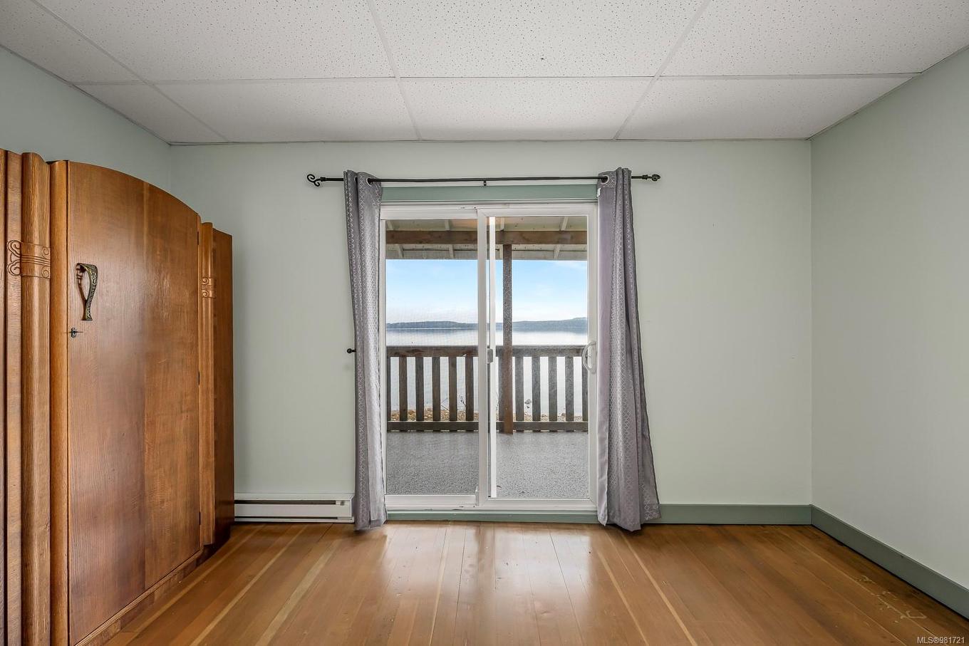 5642 Island Hwy South, Union Bay, BC