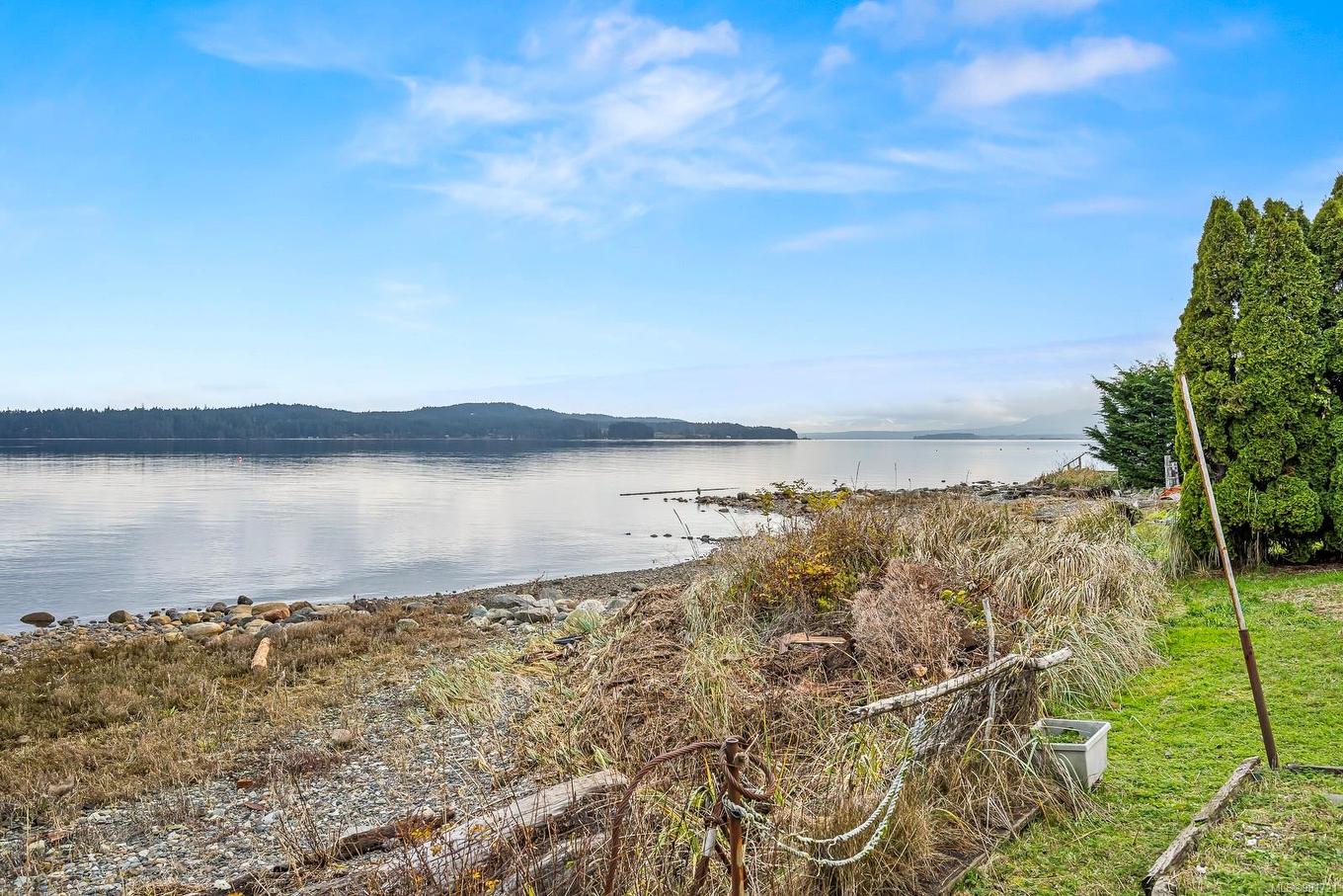 5642 Island Hwy South, Union Bay, BC