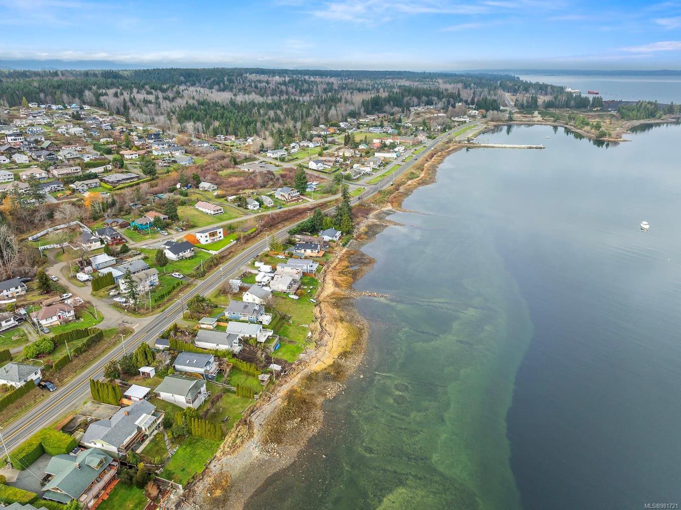 5642 Island Hwy South, Union Bay, BC