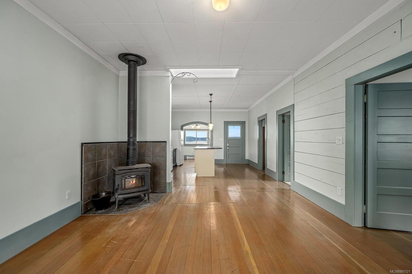 5642 Island Hwy South, Union Bay, BC